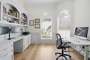 3 Edgecliff Pl, The Woodlands, TX 77382 - Photo 21