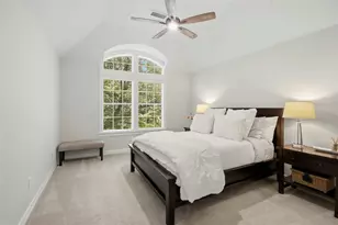 3 Edgecliff Pl, The Woodlands, TX 77382 - Photo 23