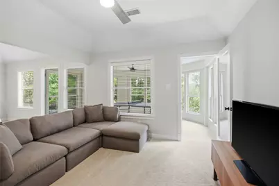 3 Edgecliff Place, The Woodlands, TX 77382 - Photo 29
