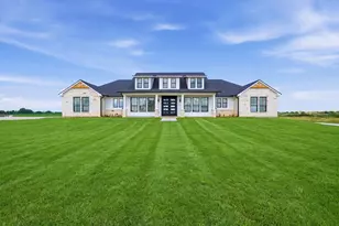 11908 Roesler, Needville, TX 77461 - Photo 1