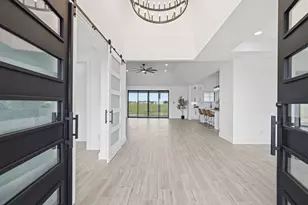 11908 Roesler, Needville, TX 77461 - Photo 3