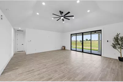 11908 Roesler, Needville, TX 77461 - Photo 5