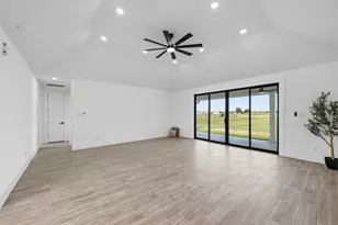 11908 Roesler, Needville, TX 77461 - Photo 5