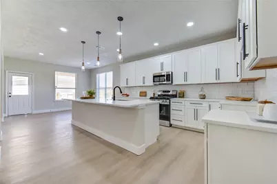 5512 Canyon Bluff Lane, Rosharon, TX 77583 - Photo 13