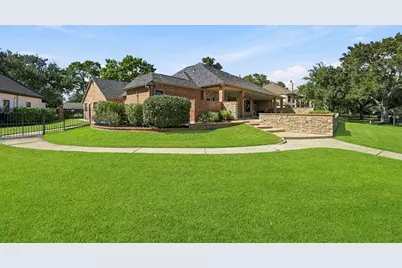 9354 Escondido Drive, Willis, TX 77318 - Photo 37