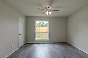 3300 Pebblebrook Dr, Seabrook, TX 77586 - Photo 13