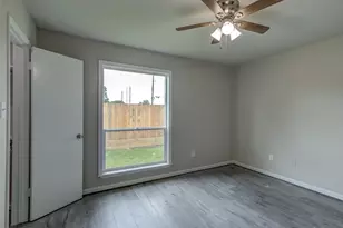 3300 Pebblebrook Dr, Seabrook, TX 77586 - Photo 19