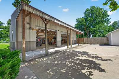 238 Horse Shoe Trail, Angleton, TX 77515 - Photo 27