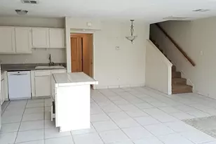 1014 Graham Dr, Tomball, TX 77375 - Photo 5