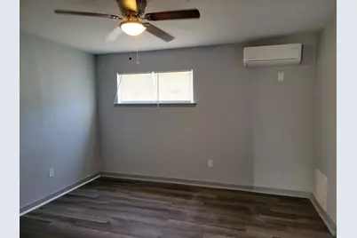 10209 Wiggins Street #3, Houston, TX 77029 - Photo 5