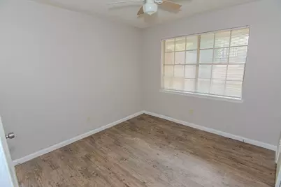 1665 Northwood, Houston, TX 77009 - Photo 7