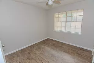 1665 Northwood, Houston, TX 77009 - Photo 7