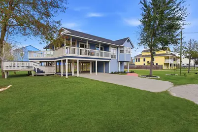 900 Cedar Road, Clear Lake Shores, TX 77565 - Photo 3