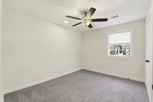 900 Cedar Rd, Kemah, TX 77565 - Photo 25