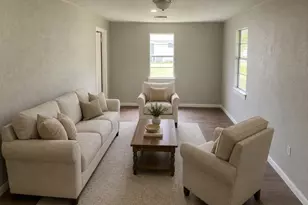 122 S Circle Dr, Liverpool, TX 77577 - Photo 5