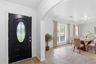 3513 E Bayou Dr, La Porte, TX 77571 - Photo 3