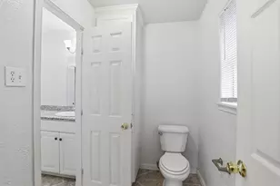 3513 E Bayou Dr, La Porte, TX 77571 - Photo 33