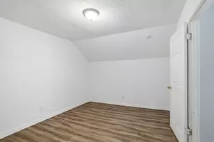 3513 E Bayou Dr, La Porte, TX 77571 - Photo 29