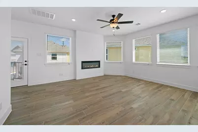 10011 Agave Point Court, Iowa Colony, TX 77578 - Photo 7