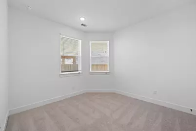 10011 Agave Point Court, Iowa Colony, TX 77578 - Photo 15