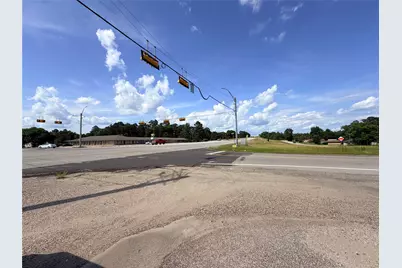 915 E Gibson Street, Jasper, TX 75951 - Photo 21