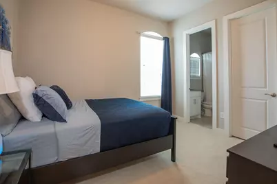 637 Middle Street, Houston, TX 77003 - Photo 15