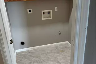 3922 Davenport St, Houston, TX 77051 - Photo 9