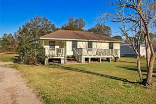 14202 Susie Ln, Alvin, TX 77511 - Photo 29