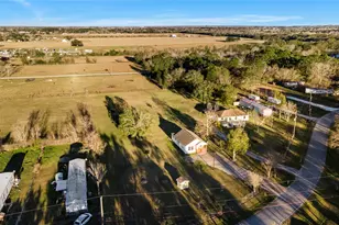 14202 Susie Ln, Alvin, TX 77511 - Photo 1