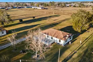 14202 Susie Ln, Alvin, TX 77511 - Photo 33