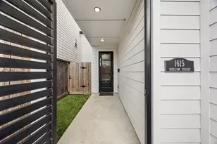 1615 Bigelow St, Houston, TX 77009 - Photo 9