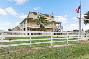1216 Overton Ave, Port Bolivar, TX 77650 - Photo 5