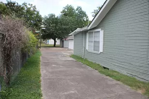 1910 Alta Vista St, Houston, TX 77023 - Photo 29