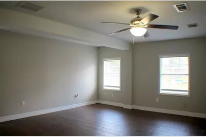 1910 Alta Vista Street, Houston, TX 77023 - Photo 11