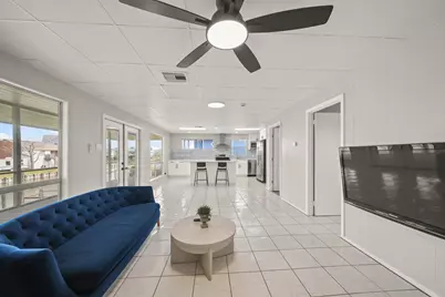 1031 Star Drive, Dickinson, TX 77539 - Photo 17