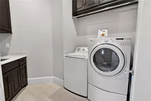 1513 Cunningham Parc Ln, Houston, TX 77055 - Photo 25