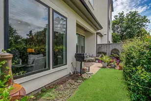 1513 Cunningham Parc Ln, Houston, TX 77055 - Photo 33