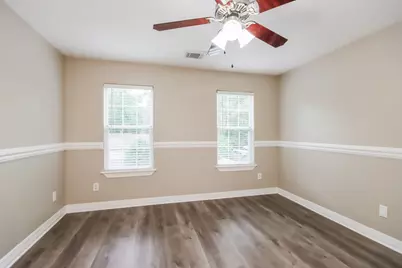 409 Robinwood Drive, Spring, TX 77386 - Photo 13