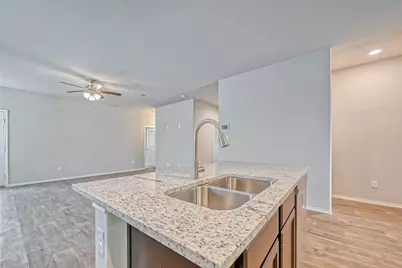 14122 Silver Falls Court, Conroe, TX 77384 - Photo 9