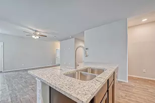 14122 Silver Falls Ct, Conroe, TX 77384 - Photo 9