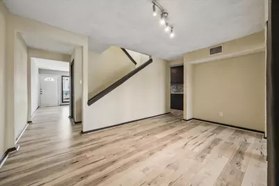 781 Country Place Drive #2045, Houston, TX 77079 - Photo 3