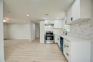 7402 Elbridge Ln, Deer Park, TX 77536 - Photo 15