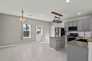 7318 Parkview Dr, Hitchcock, TX 77563 - Photo 19