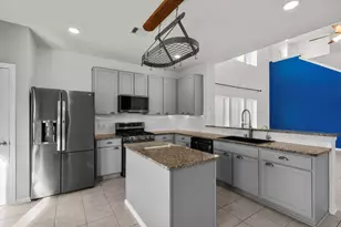 7318 Parkview Dr, Hitchcock, TX 77563 - Photo 21