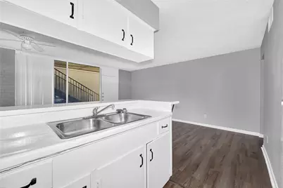 1200 Carolyn Ct #B, Houston, TX 77338 - Photo 9