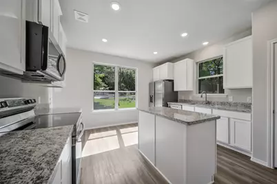 1111 Yellowstone River Rd, Conroe, TX 77316 - Photo 11