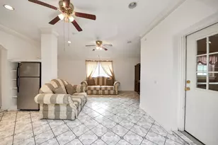 11023 Maize Ln, Houston, TX 77041 - Photo 15