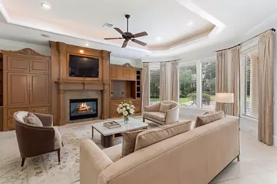 39 W Bracebridge Circle, The Woodlands, TX 77382 - Photo 9
