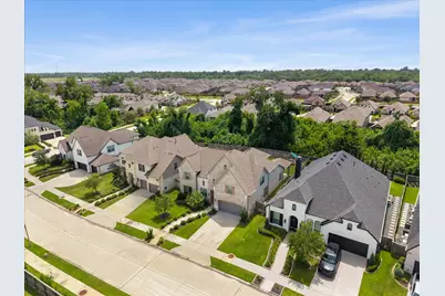 1911 Golden Leaf Drive, Missouri City, TX 77459 - Photo 35