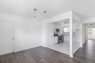 6721 Madrid St, Houston, TX 77021 - Photo 3
